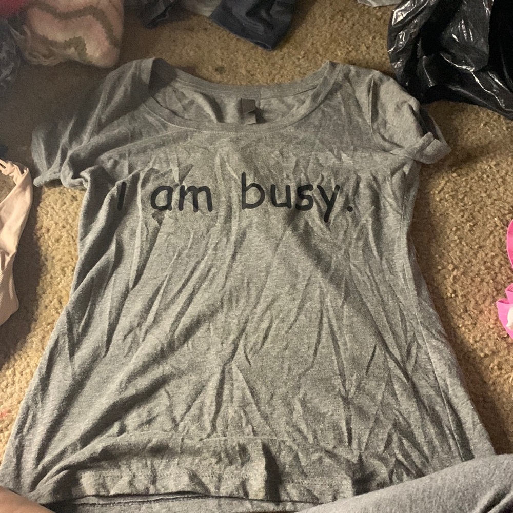 grey shirt